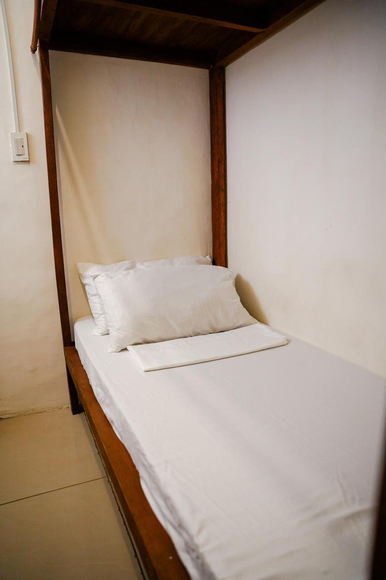 Yes Surf Siargao Hostel General Luna  Εξωτερικό φωτογραφία