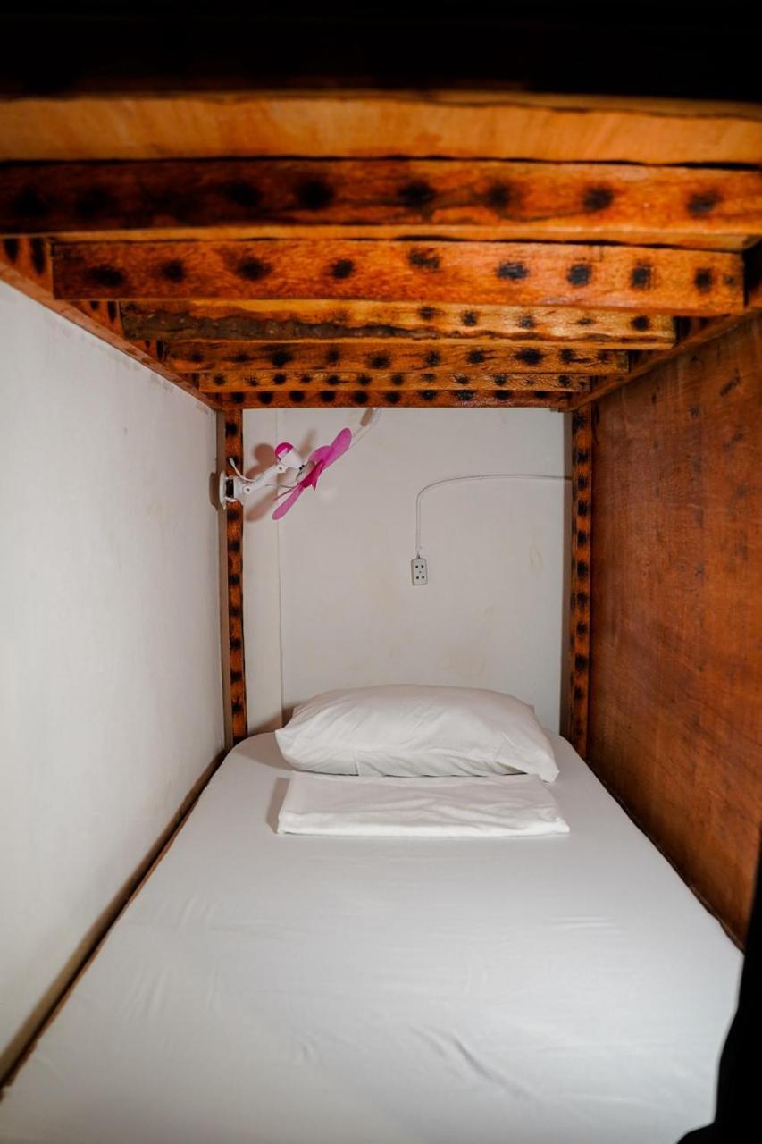 Yes Surf Siargao Hostel General Luna  Εξωτερικό φωτογραφία