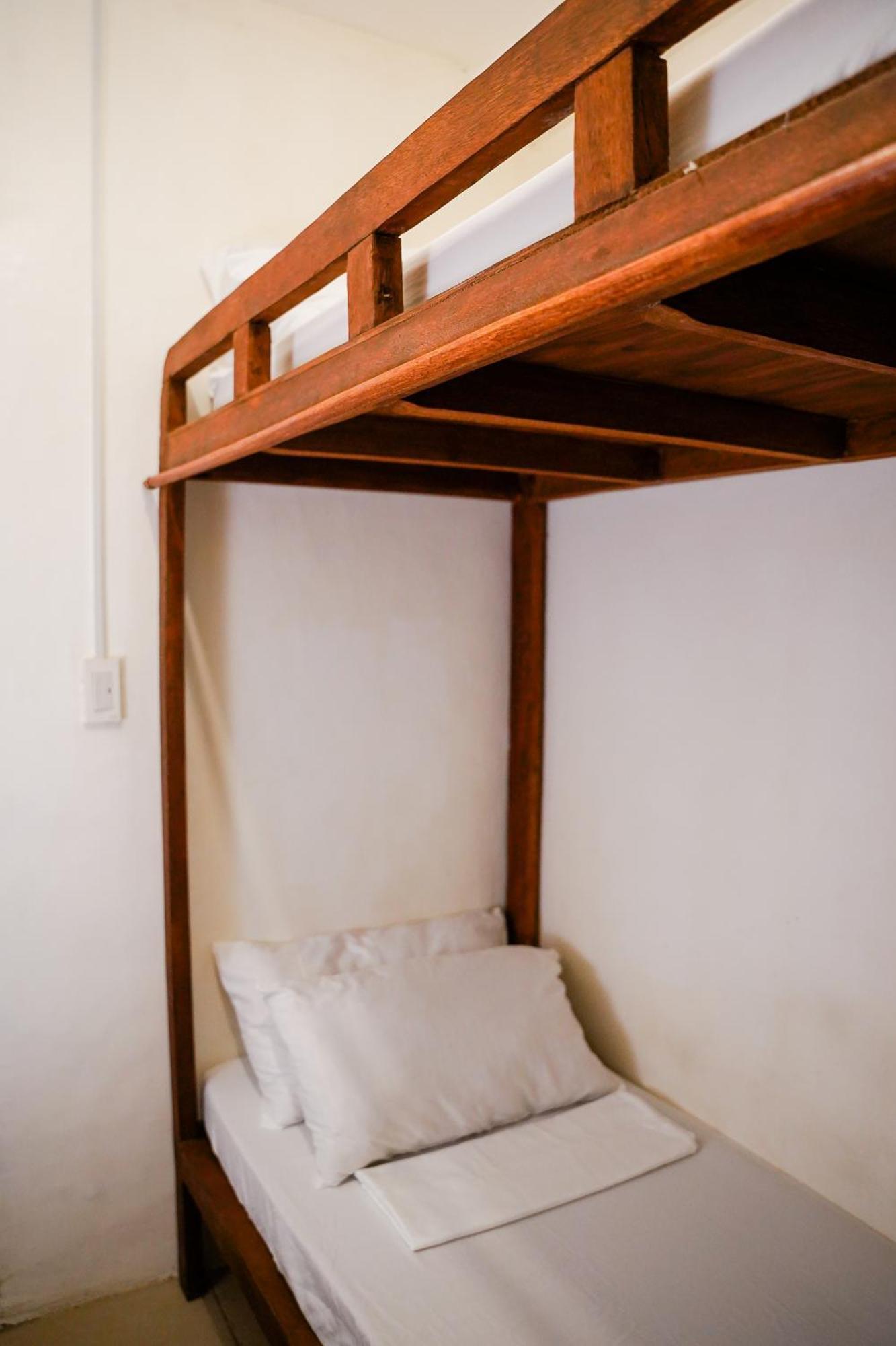 Yes Surf Siargao Hostel General Luna  Εξωτερικό φωτογραφία