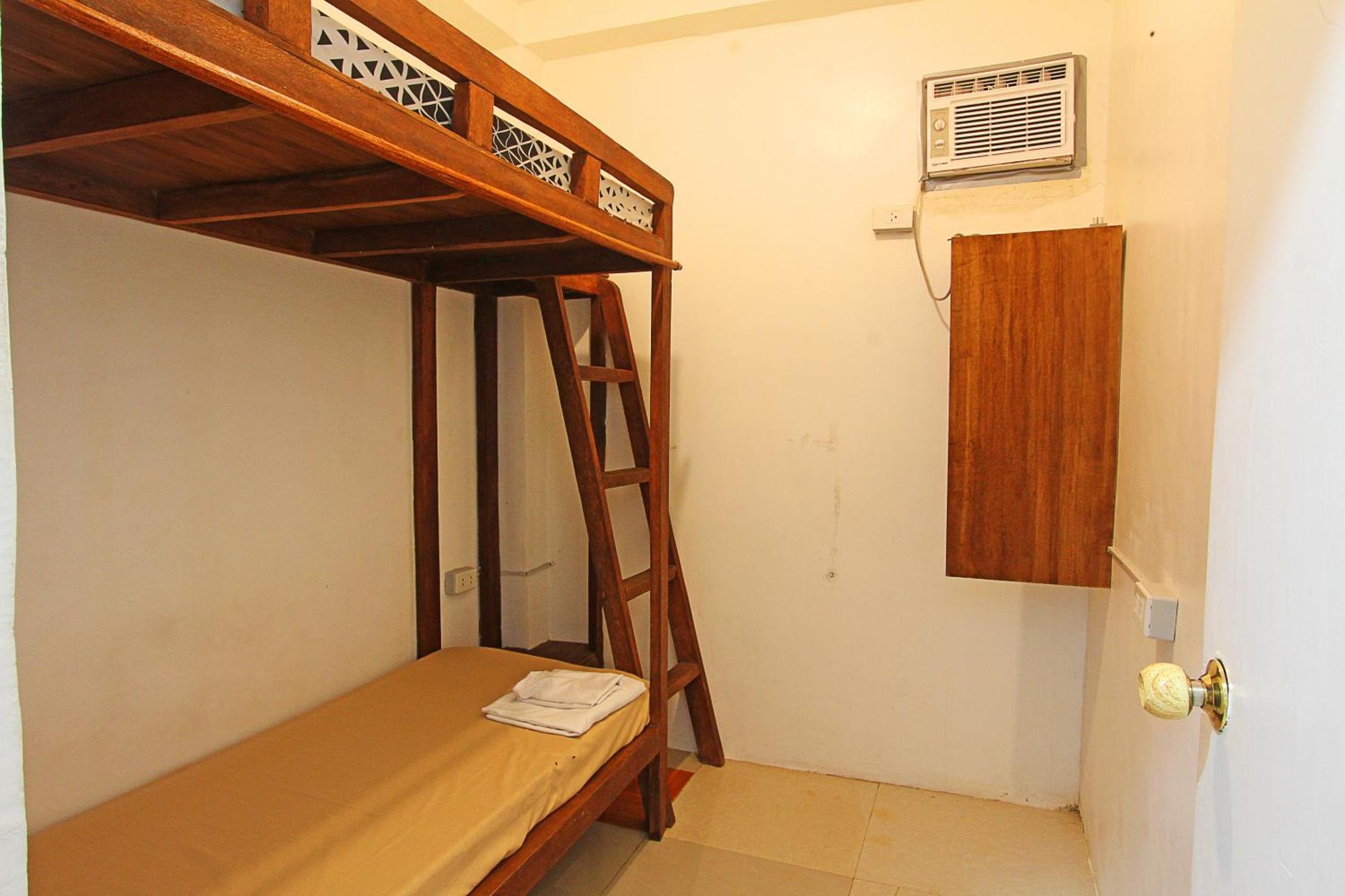 Yes Surf Siargao Hostel General Luna  Εξωτερικό φωτογραφία