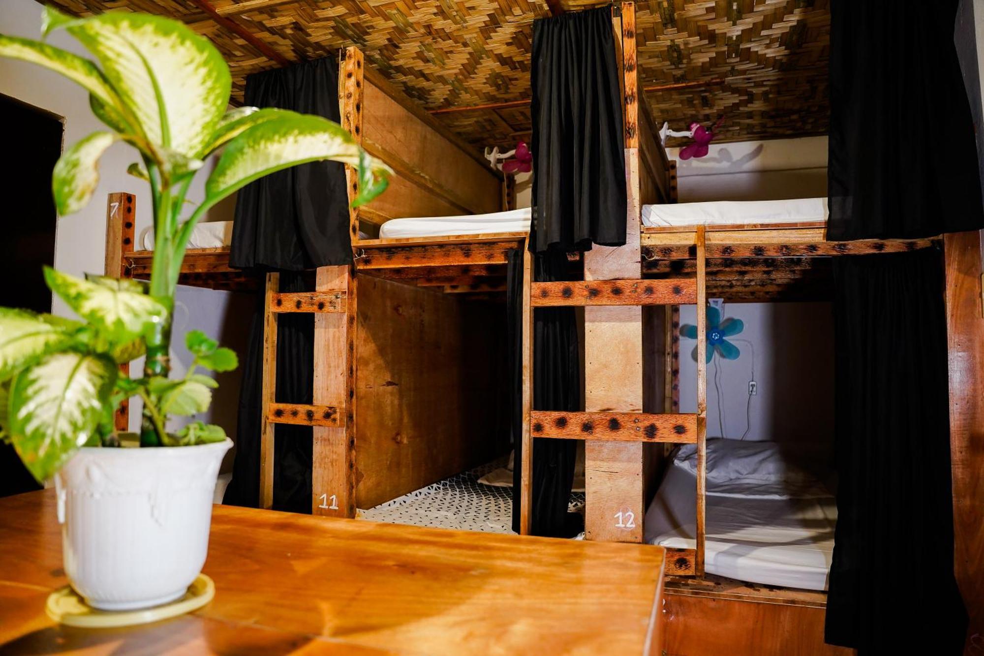Yes Surf Siargao Hostel General Luna  Εξωτερικό φωτογραφία